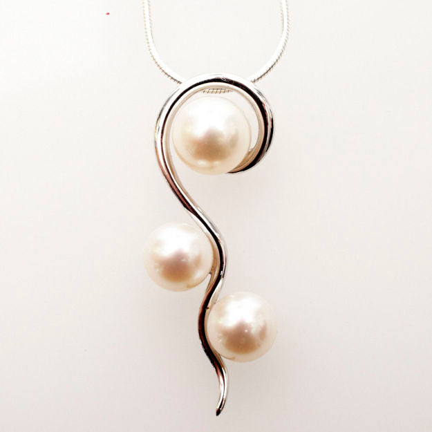 Tendrils Pendant — alternate view | Judaica Square Lakewood