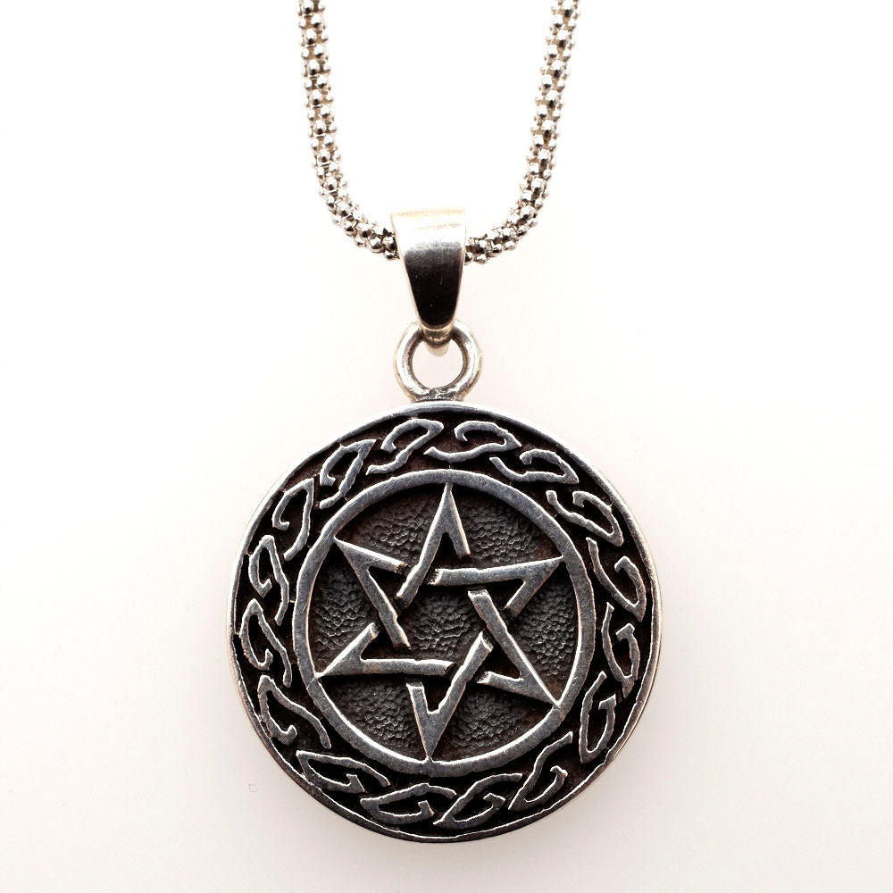 Pampas Medallion Pendant | Judaica Square Lakewood