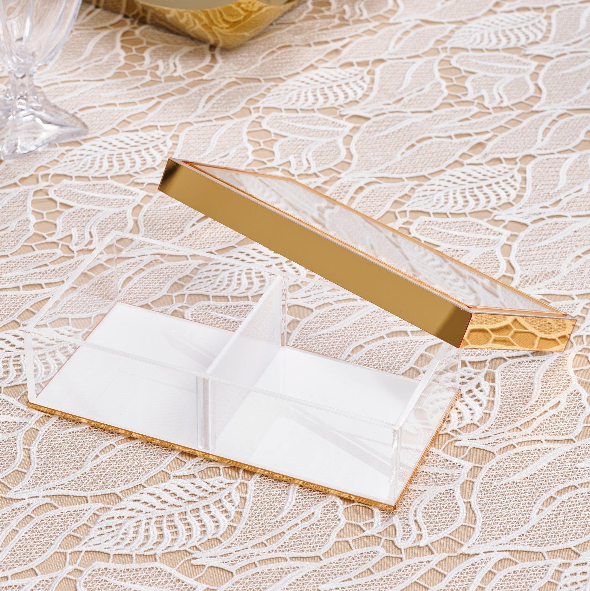 Classic 2.0 Removable Sectional Tray — detail view | Judaica Square Lakewood