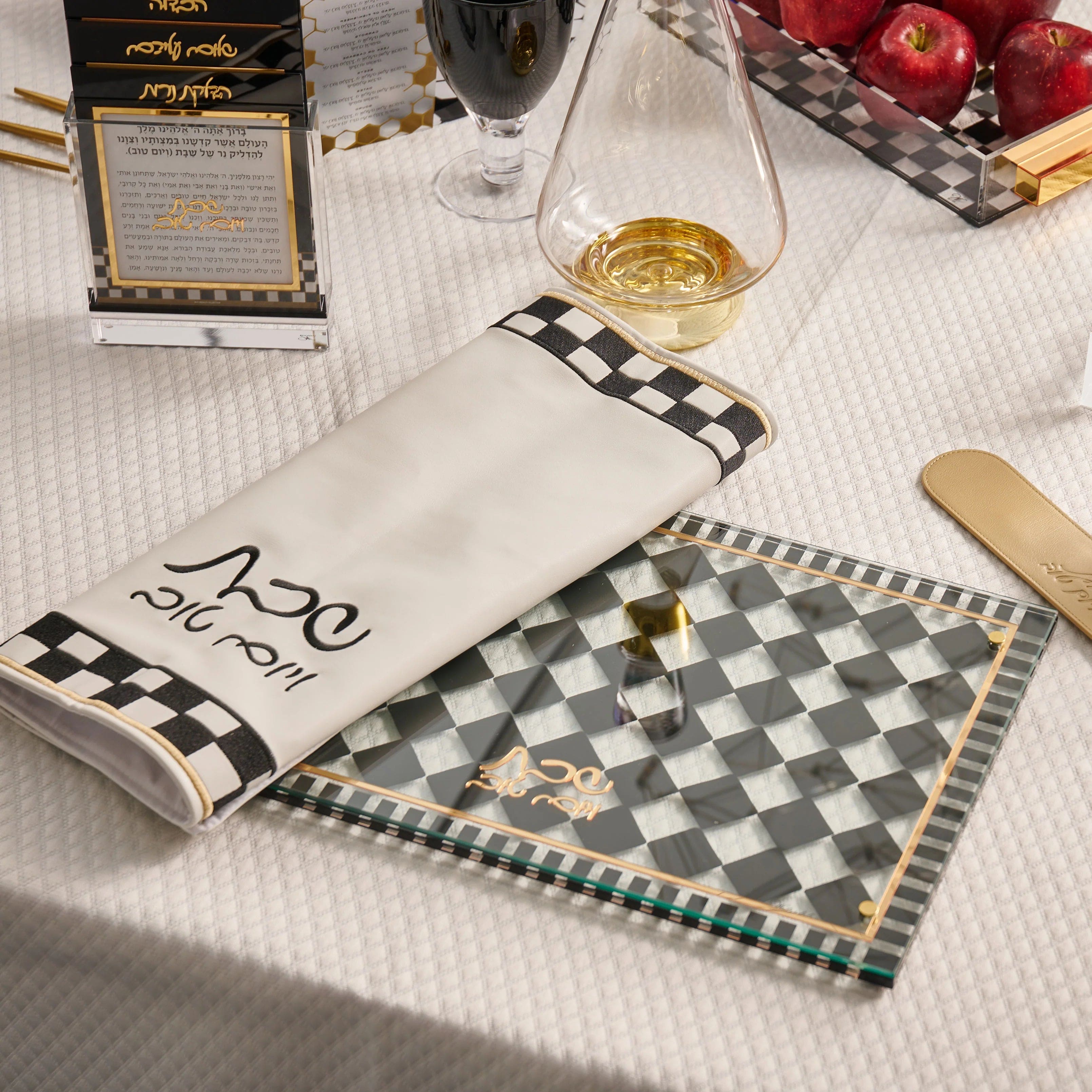 Onyx Challah Board & Cover Set — detail view | Judaica Square Lakewood