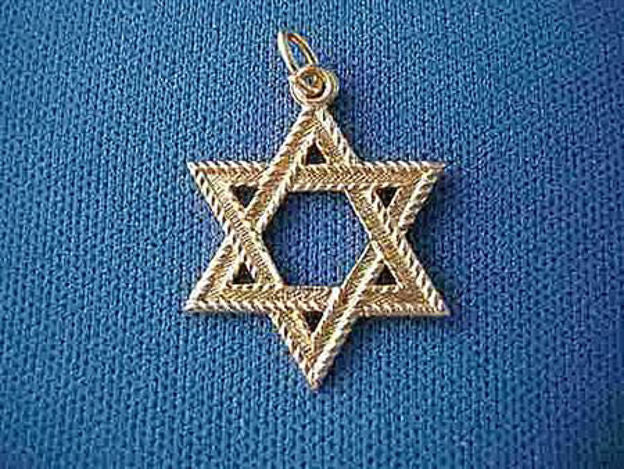 Rope Edged Star of David Pendant — alternate view | Judaica Square Lakewood