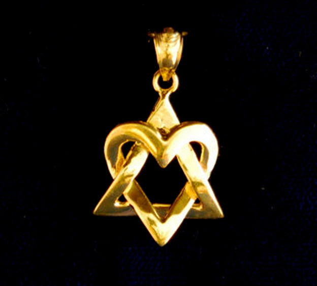 Heart Star of David Pendant — alternate view | Judaica Square Lakewood