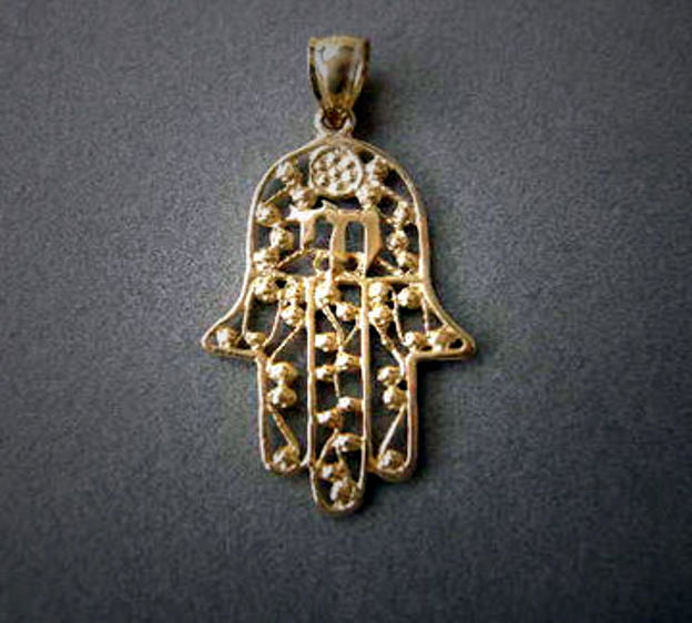 Lacey Hamsa — alternate view | Judaica Square Lakewood