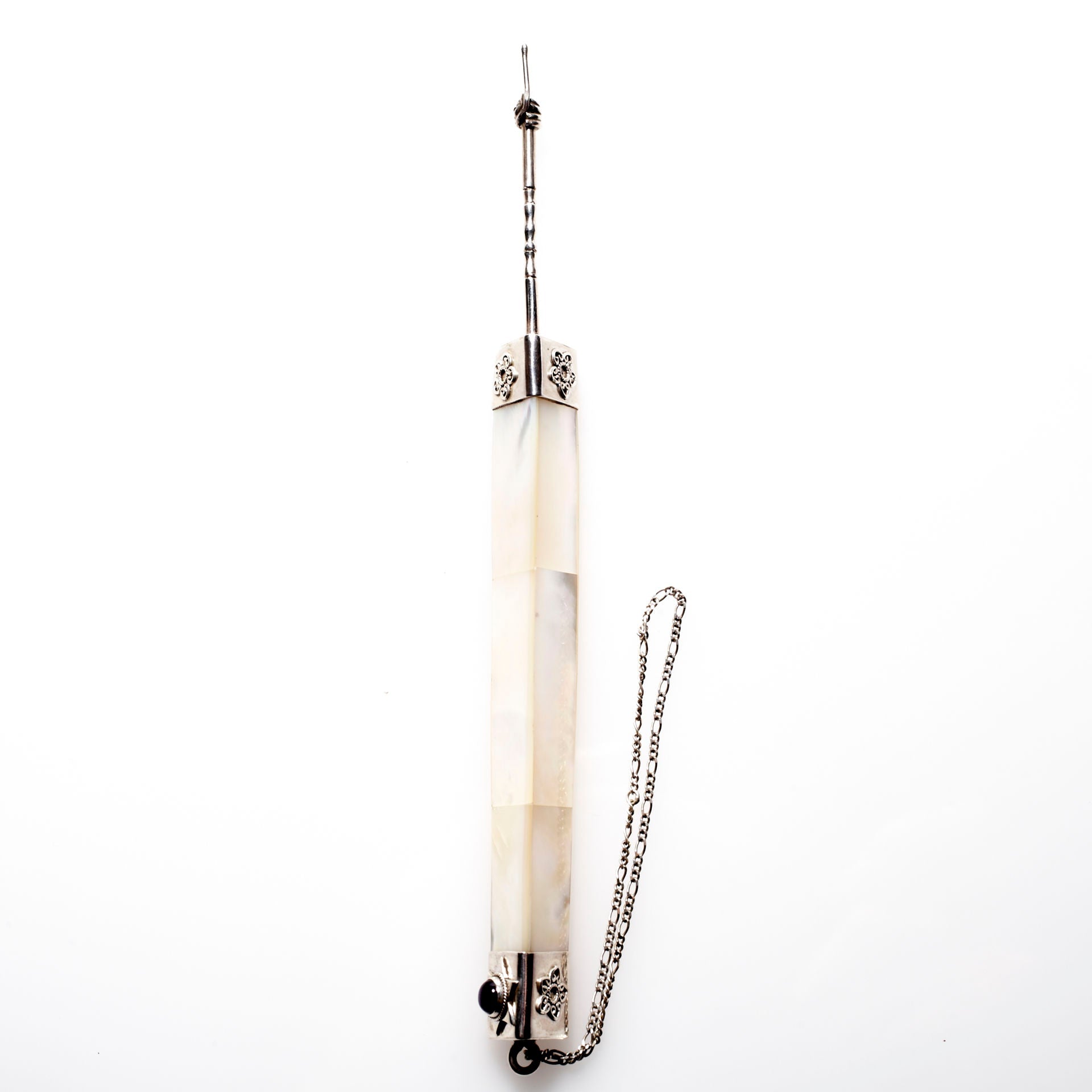 #HR-B523-M Yad Mother of Pearl Triangle and Sterling Silver | Judaica Square Lakewood