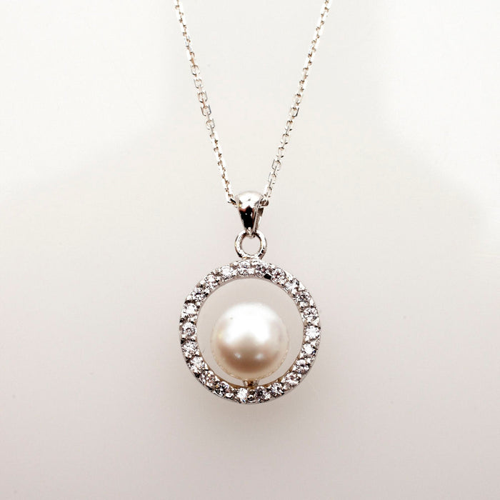 Petite Circle of Life Pendant | Judaica Square Lakewood