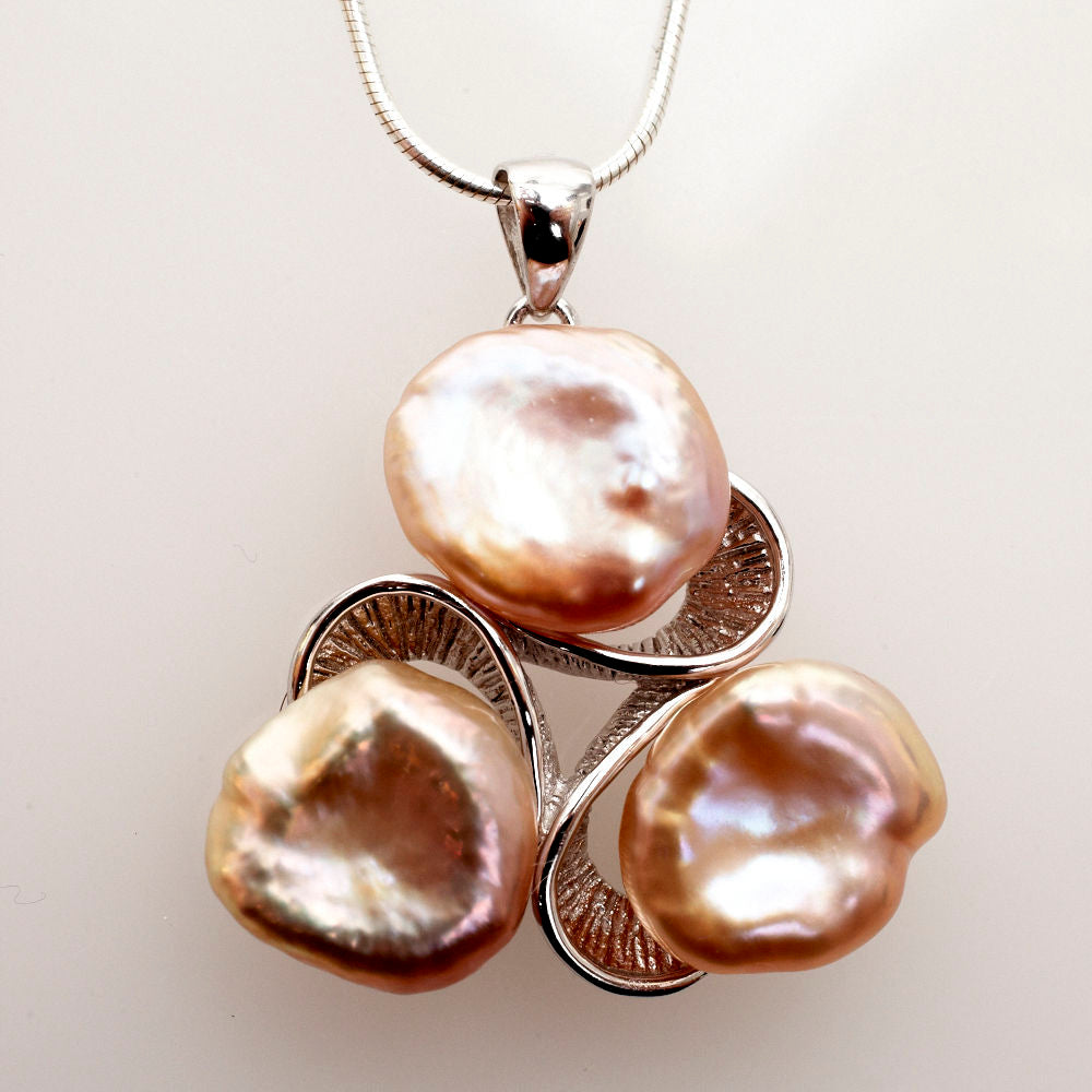 Keshi Trio Pendant | Judaica Square Lakewood