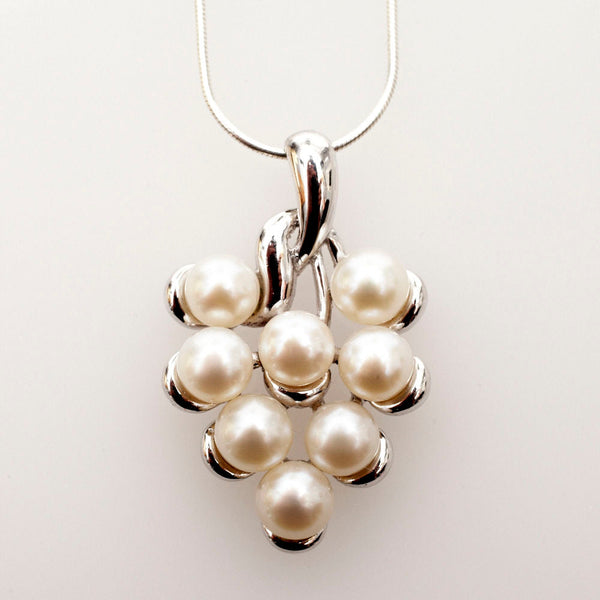Fruit of the Vine Pendant | Judaica Square Lakewood