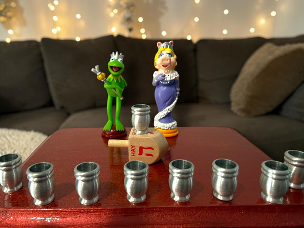 Kermit and Miss Piggy menorah — Muppets chess figures on a small painted plaque | Judaica Square Lakewood