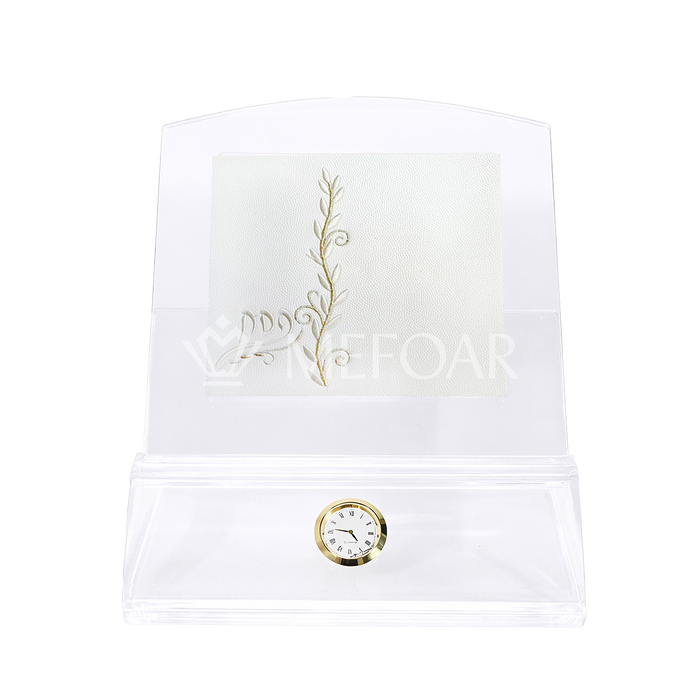 Seder Saver Haggadah Stand -  FEUILLE Collection - Haggadah Shtenders