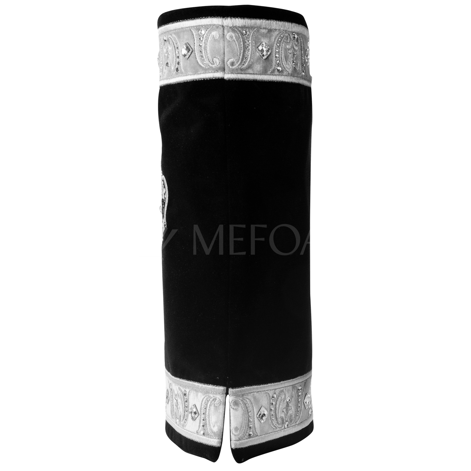 Velvet Torah Mantle - Style 800 - Black - Image 2