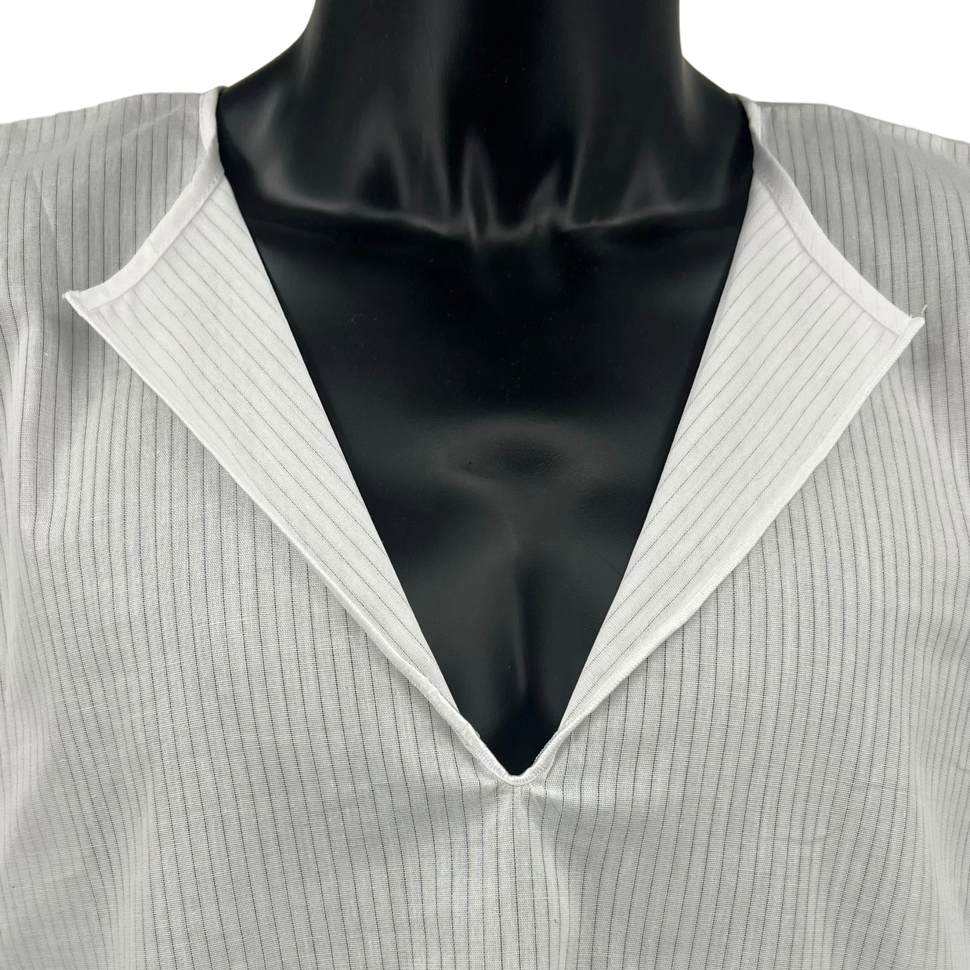 Boys' white cotton tallit katan vertical stripe fabric close-up