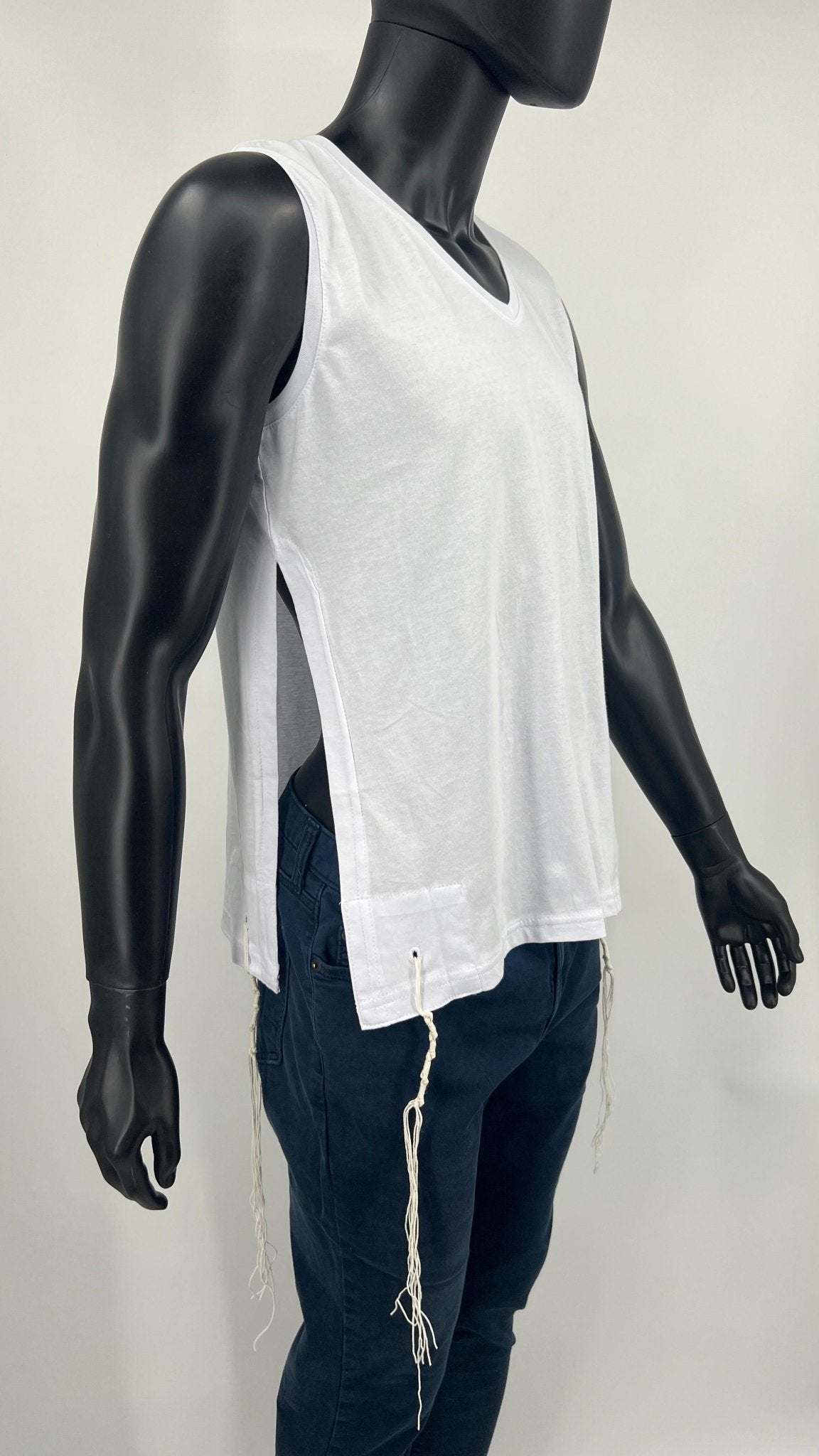 Men's cotton tzitzit t-shirt side view