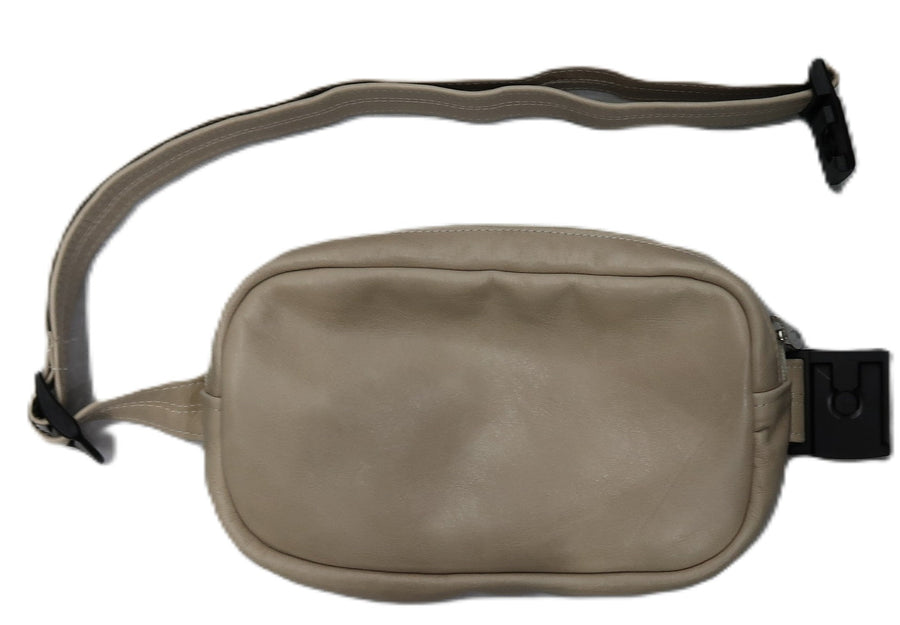 Personalization preview — Custom Leather Accessory (Fanny Pack -ST)