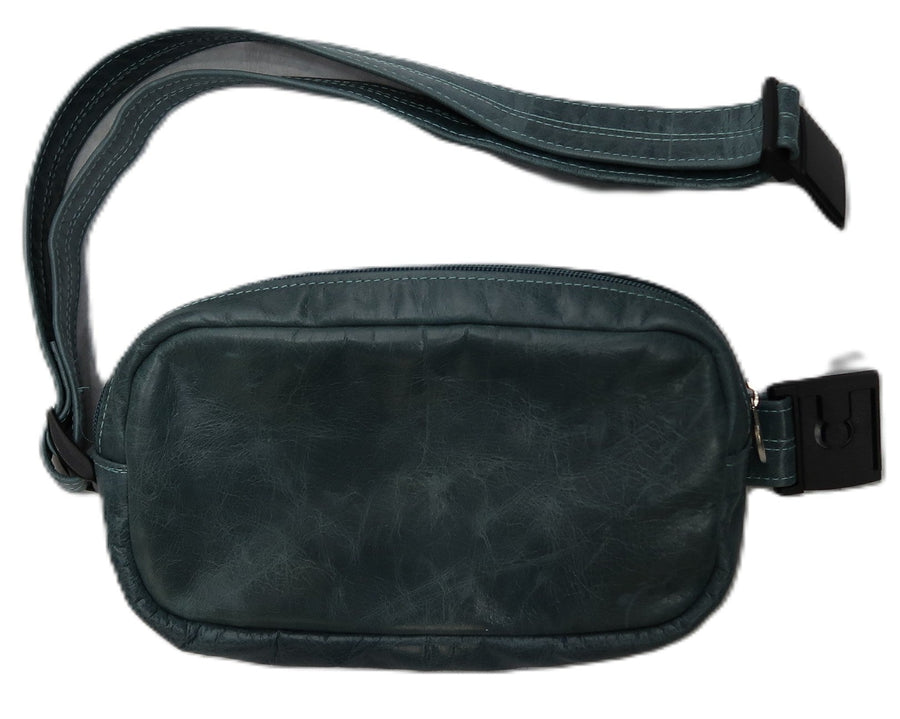 Personalization preview — Custom Leather Accessory (Fanny pack - sl)