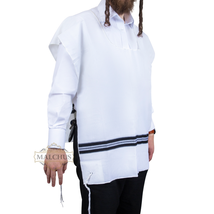 Wool round neck two-hole Ashkenaz tzitzis | Judaica Square Lakewood