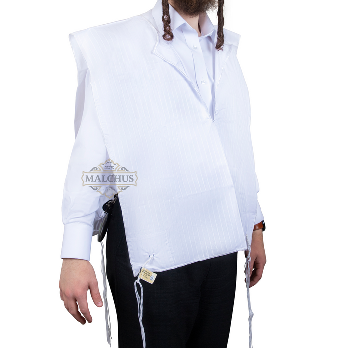 Poly-cotton slit neck adult tzitzis | Judaica Square Lakewood