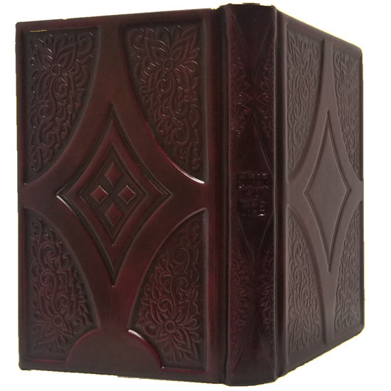 Front cover of the hebrew/Yiddish Haggadah, antique leather in Antique Diamond Art Maroon