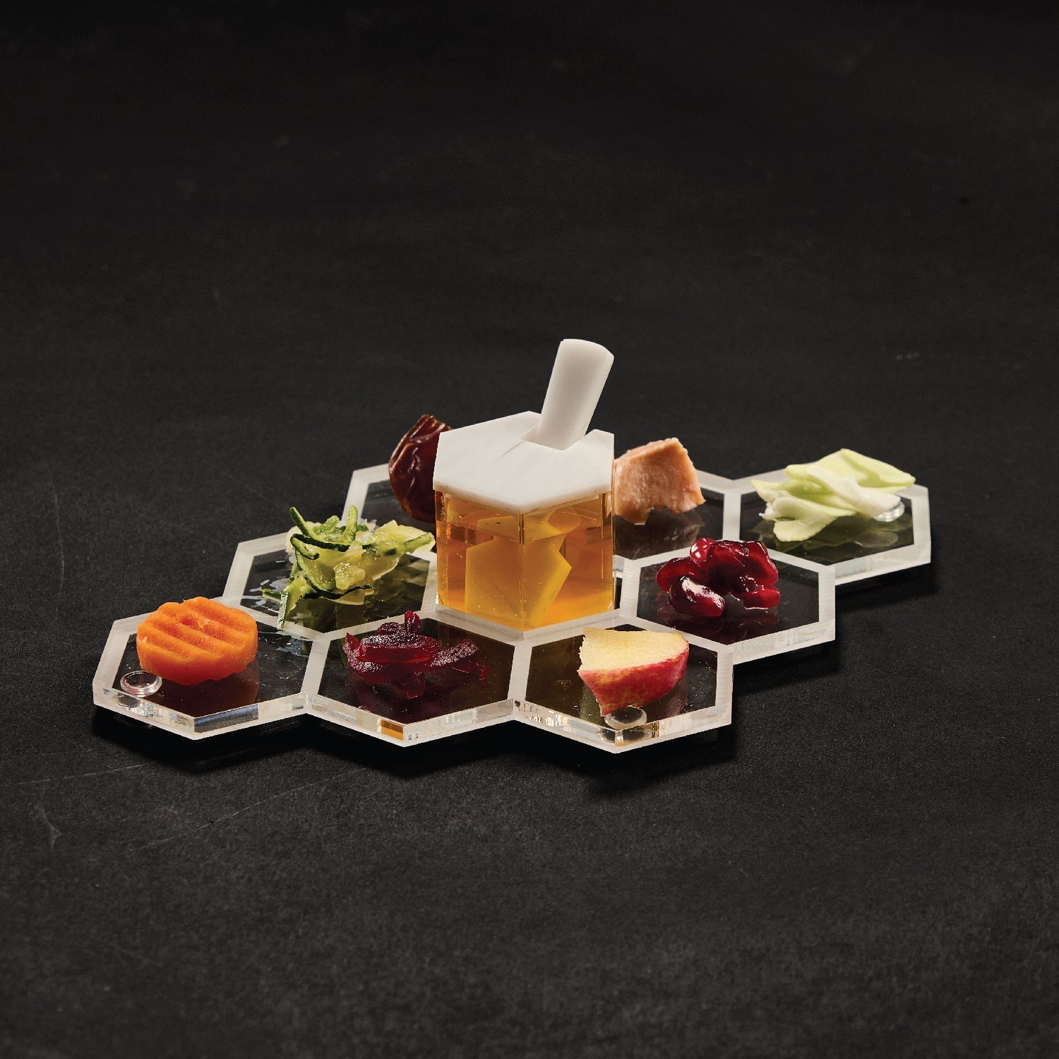 Honeycomb Personal Simanim Trays — Set of 4 — lucite Judaica decor | Judaica Square Lakewood