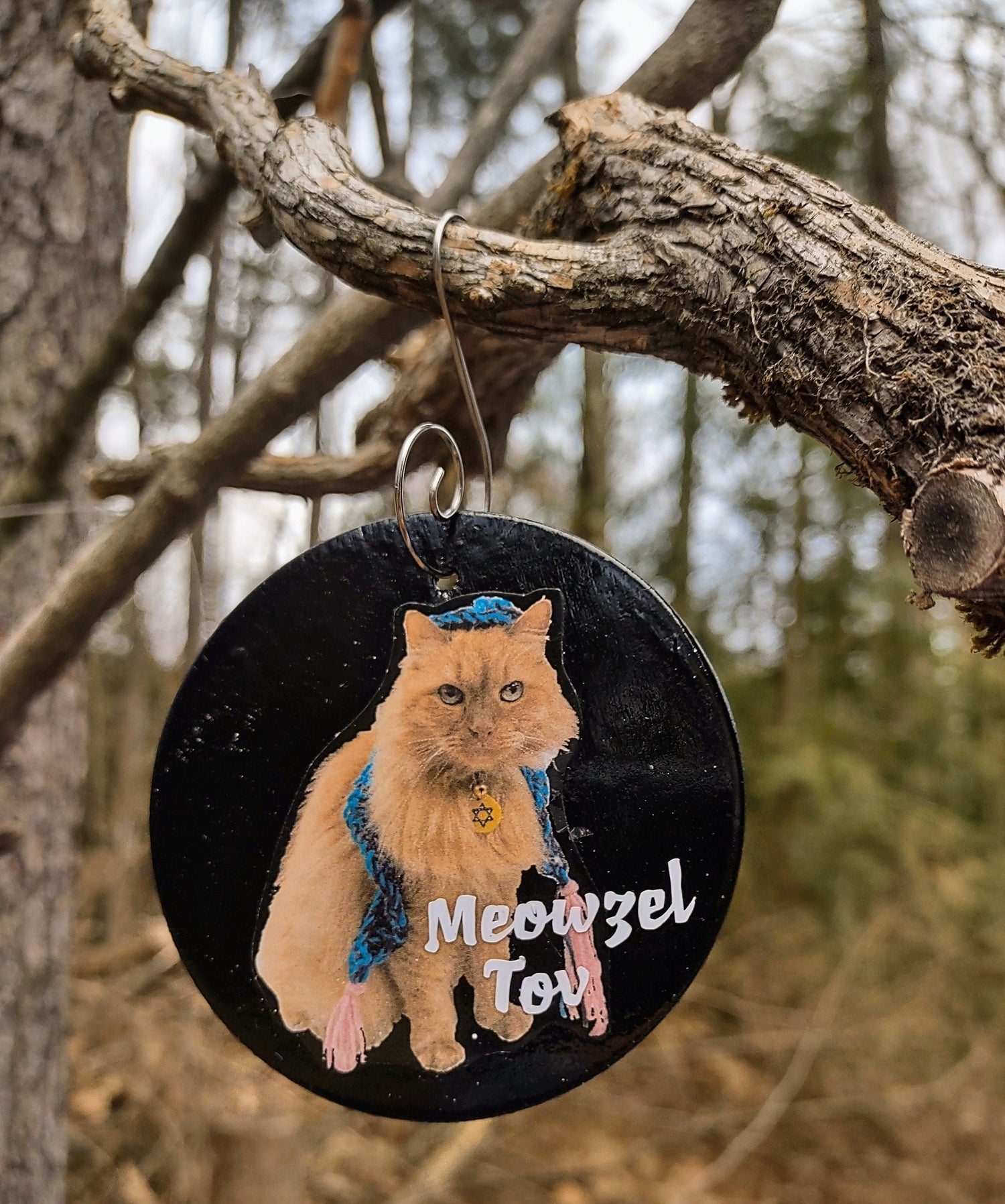 Wooden cat portrait ornament reading Meowzel Tov with wire hanger | Judaica Square Lakewood (view 2)