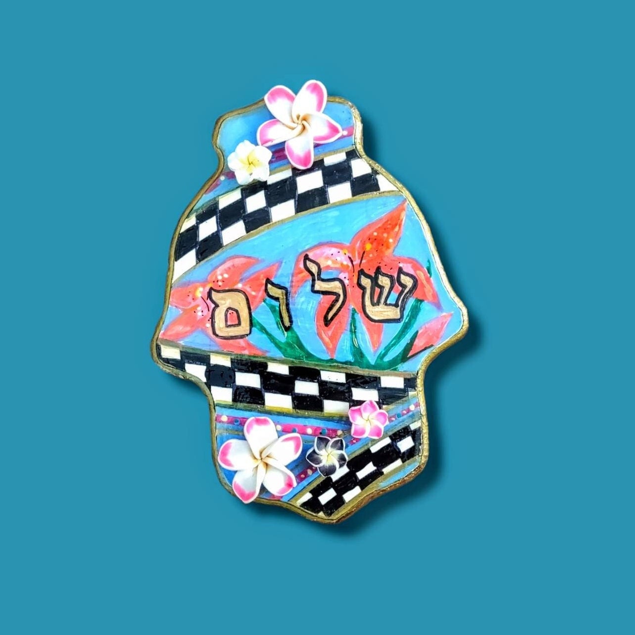 Shalom hamsa — checkered MDF panel with tropical silicone flowers | Judaica Square Lakewood (view 4)