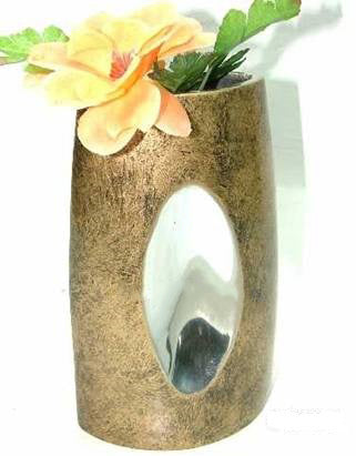 Vase Gold Metal 7.5x3.5 — Household Item