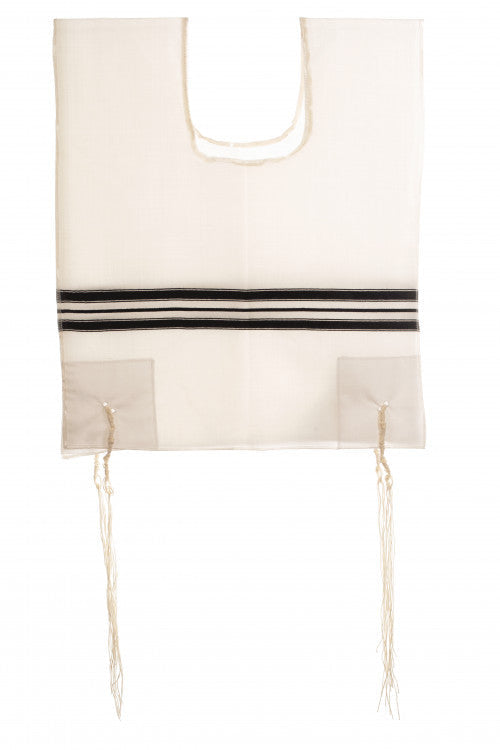 Wool Kids 2 hole-Slanted, Round Neck Keshiras Chabad Tzitzis - Image 4