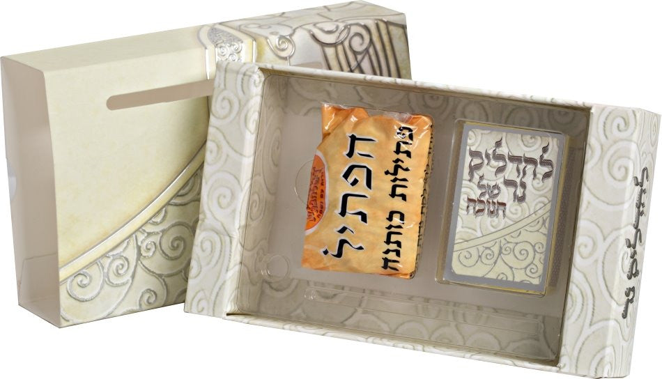 Chanukah Kit Box #201 - Image 3
