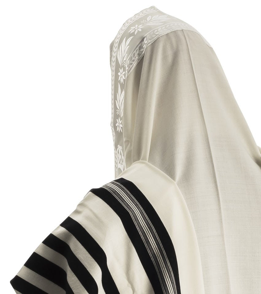 Traditional Wool Talis - Image 3