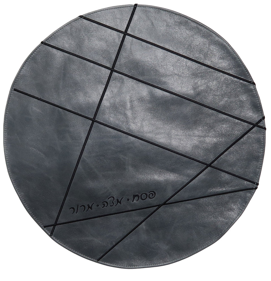 Personalization preview — Custom Leather Matzah Cover — Geometric Design