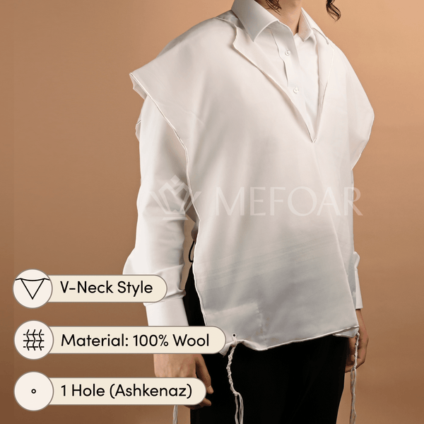 Mefoar white-on-white wool V-neck tzitzis with one-hole Ashkenaz construction and attached strings
