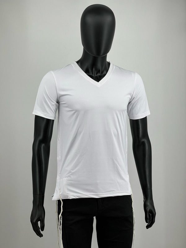Melechet Machshevet white men's V-neck short-sleeve mesh tzitzis T-shirt on mannequin