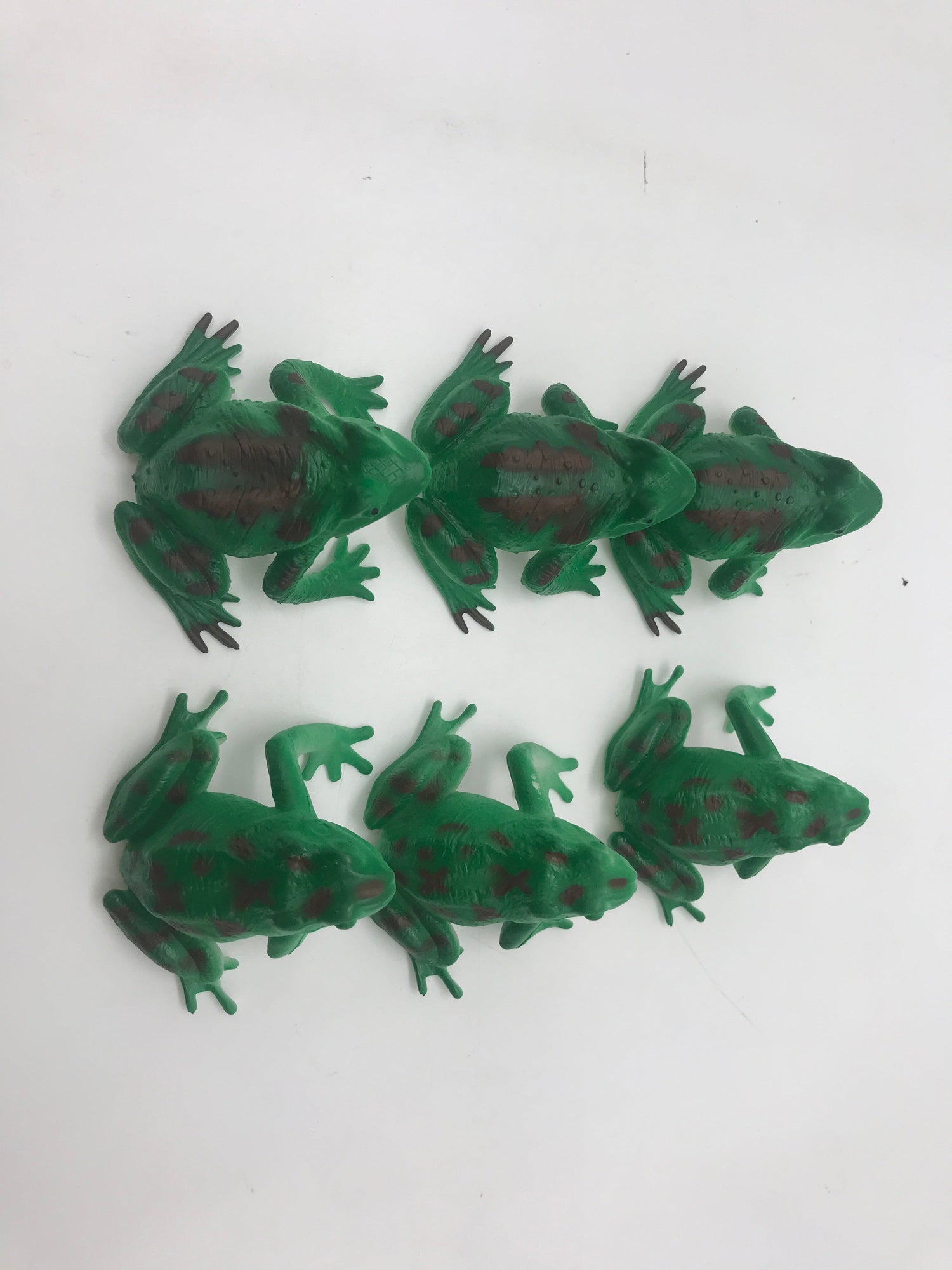 Set of 6 Frogs — Chazak Kinder Pesach makkos toy | Judaica Square Lakewood