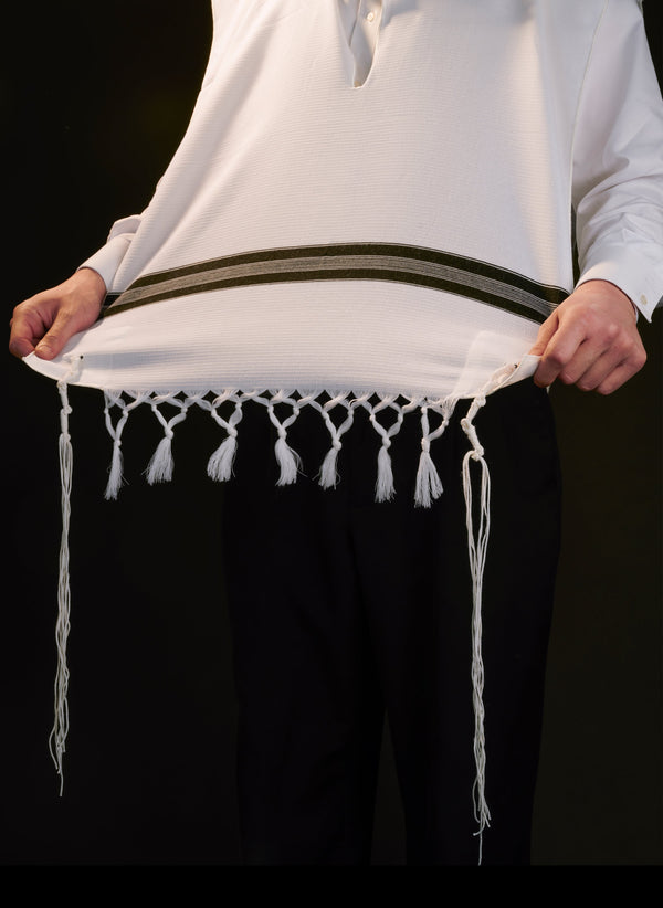 Wool Adult  2 Hole Keshiras Ashkenaz Tzitzis - Textured + Double Fringes - Judaica Accessories