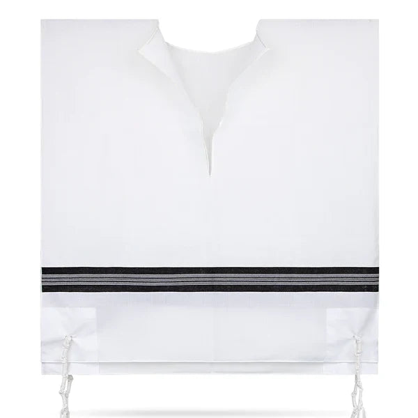 Wool round neck two-hole Ashkenaz tzitzis | Judaica Square Lakewood (view 4)