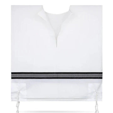 Boys wool slit neck two-hole tzitzis