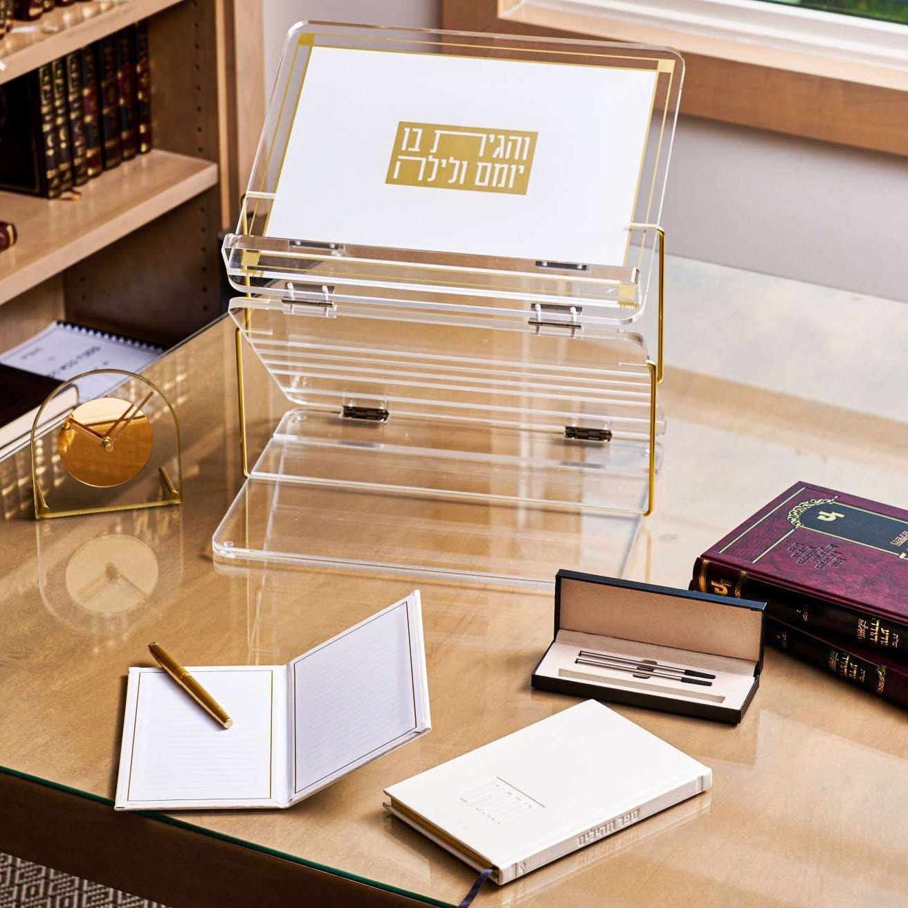 Classic 2.0  Foldable Shtender — detail view | Judaica Square Lakewood