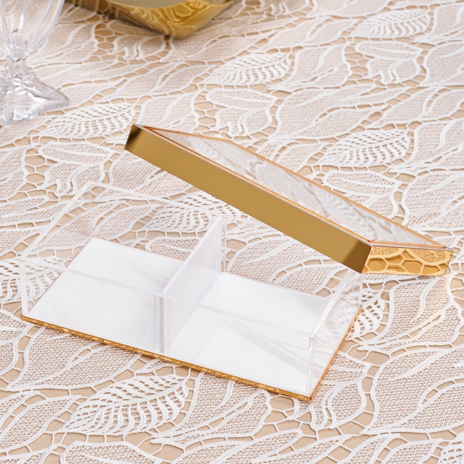 Classic 2.0 Removable Sectional Tray — detail view | Judaica Square Lakewood