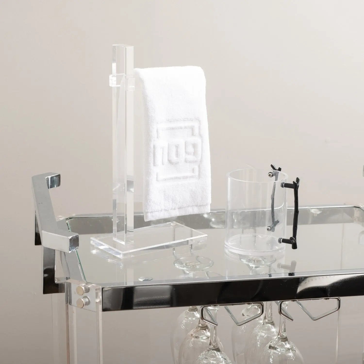 Classic Finger Towel Stand — reverse view | Judaica Square Lakewood