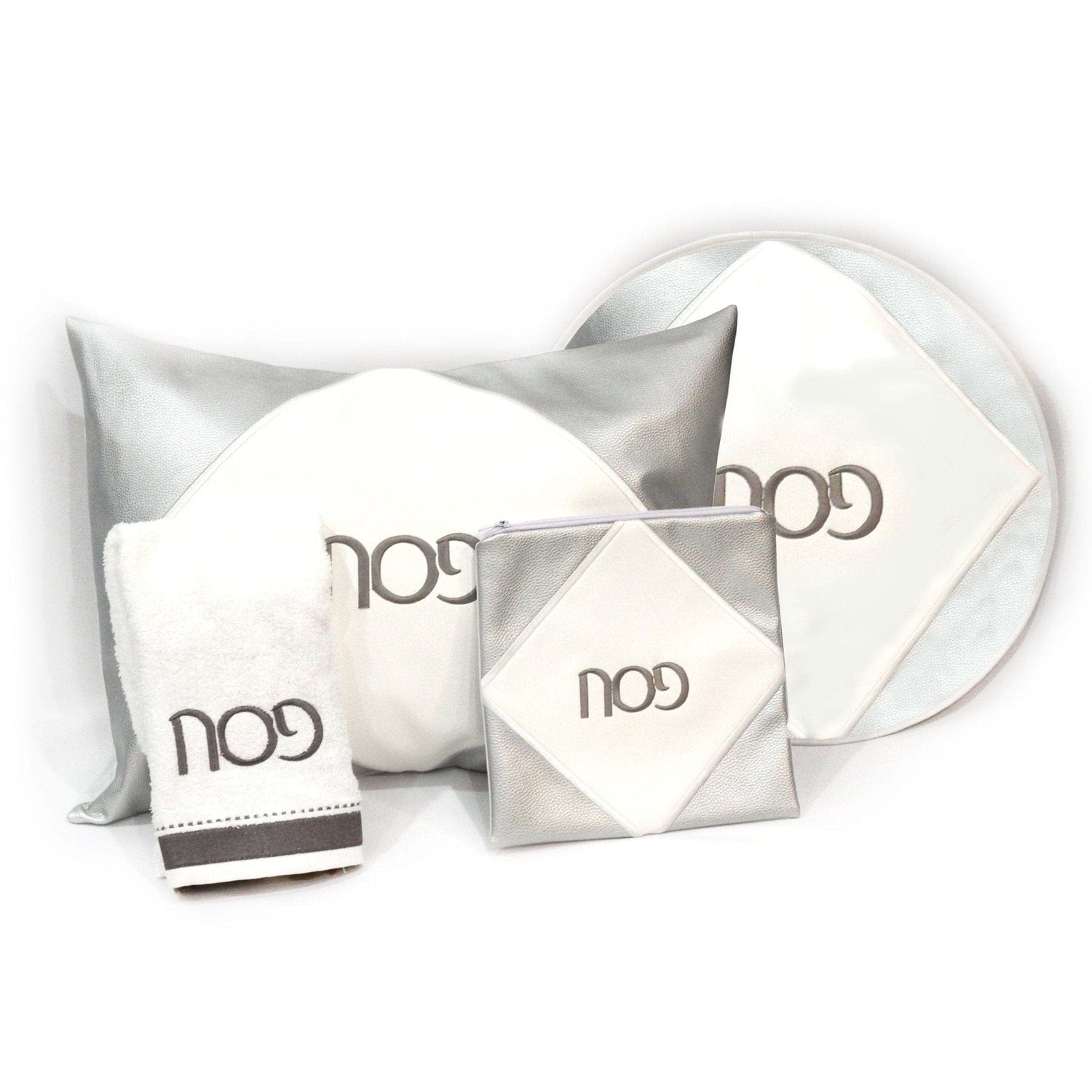 Diamond Pesach Set — detail view | Judaica Square Lakewood