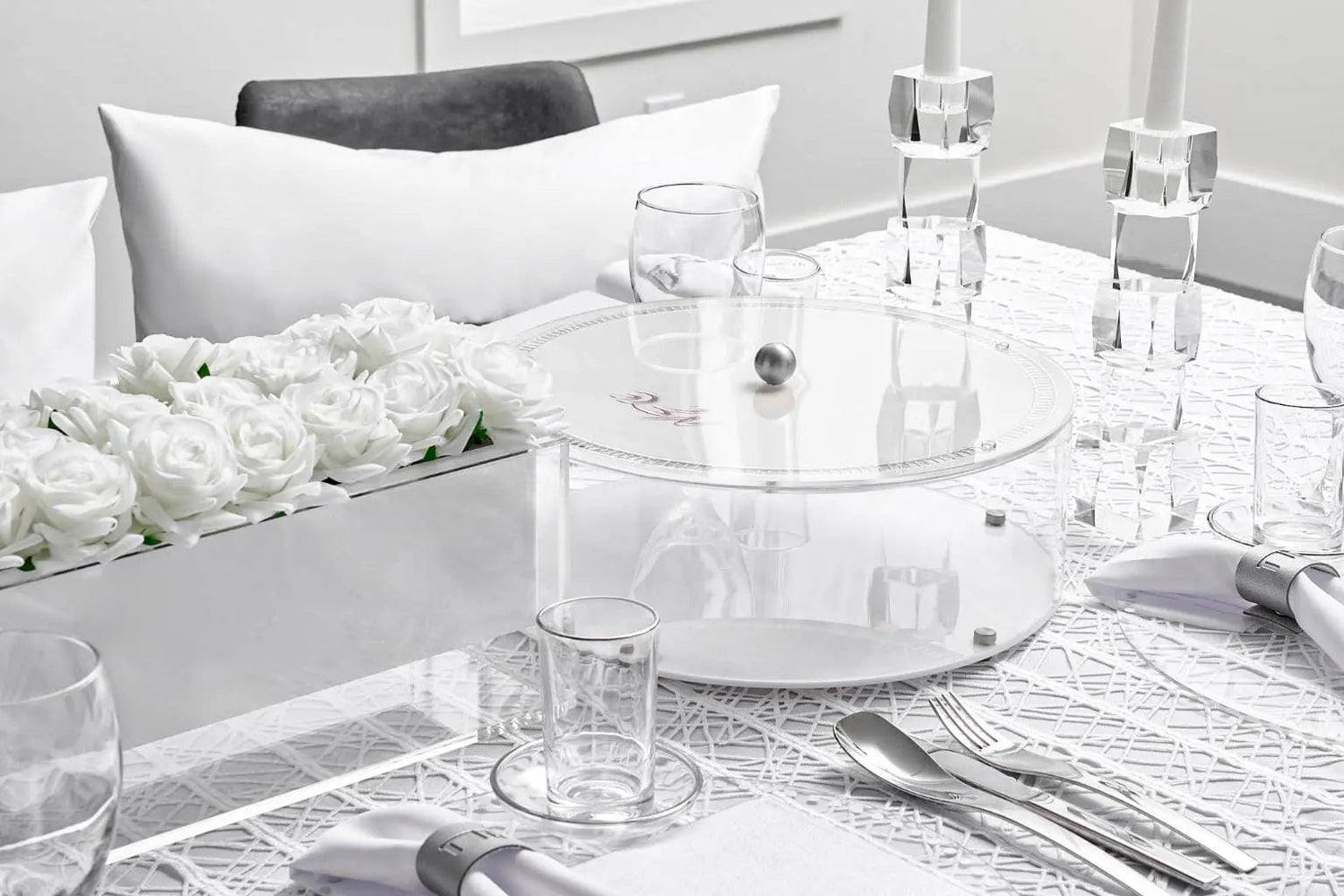 Linear Lace Tablecloth | Judaica Square Lakewood
