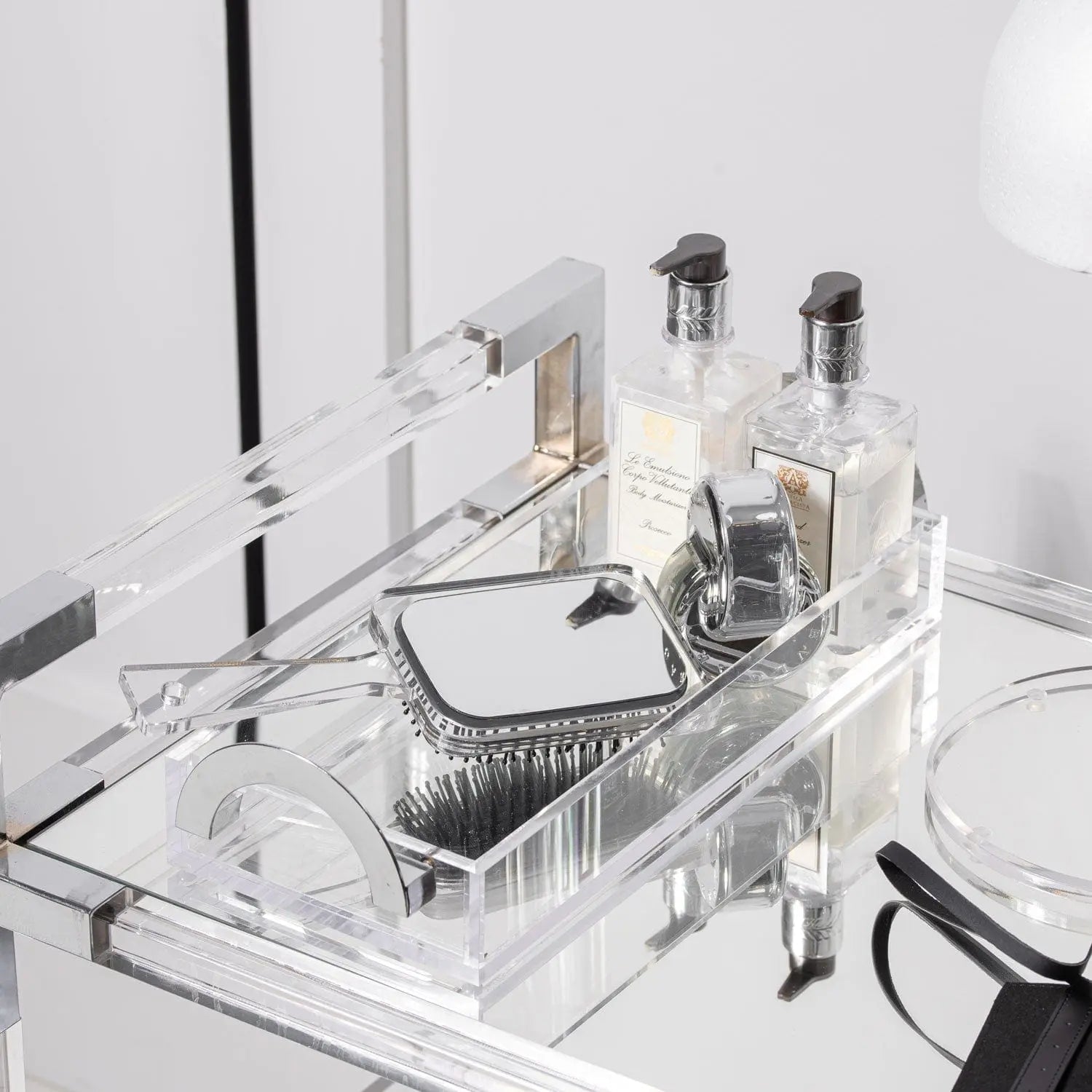Luxe Bread / Towel Tray | Judaica Square Lakewood
