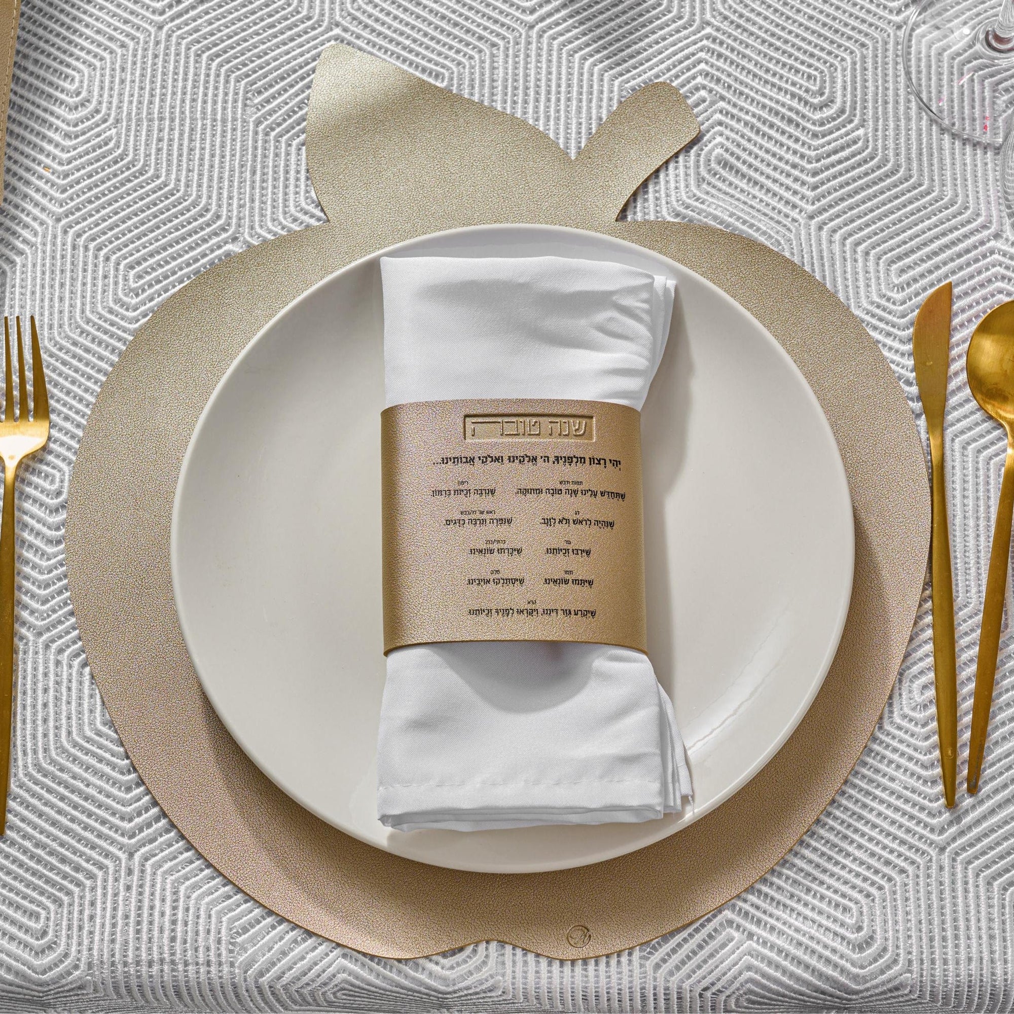 Rosh Hashanah 2025 Painted Tablescape — closeup | Judaica Square Lakewood