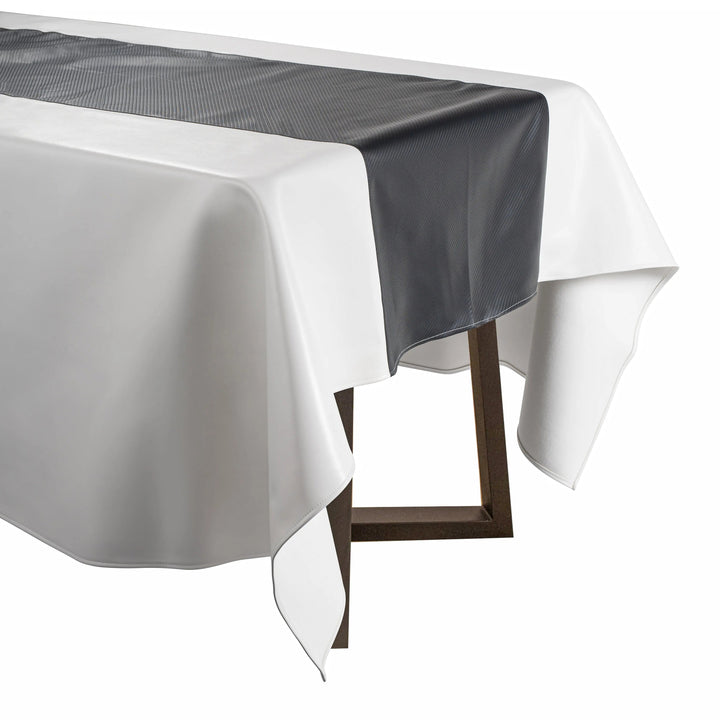 Tablecloth with Runner — Judaica