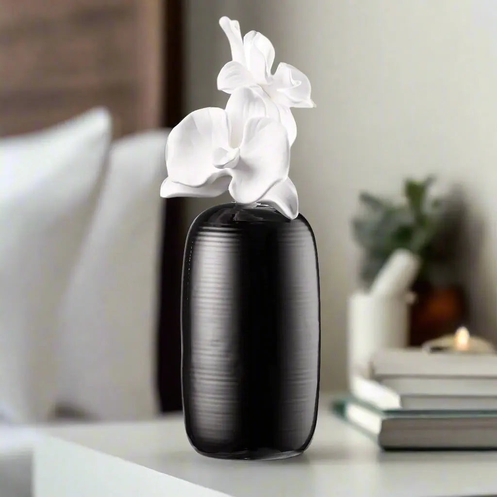 The Fluted Floral Scent Diffuser | Judaica Square Lakewood
